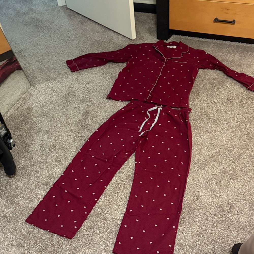 Old Navy Maroon Heart Kids Pajama Set